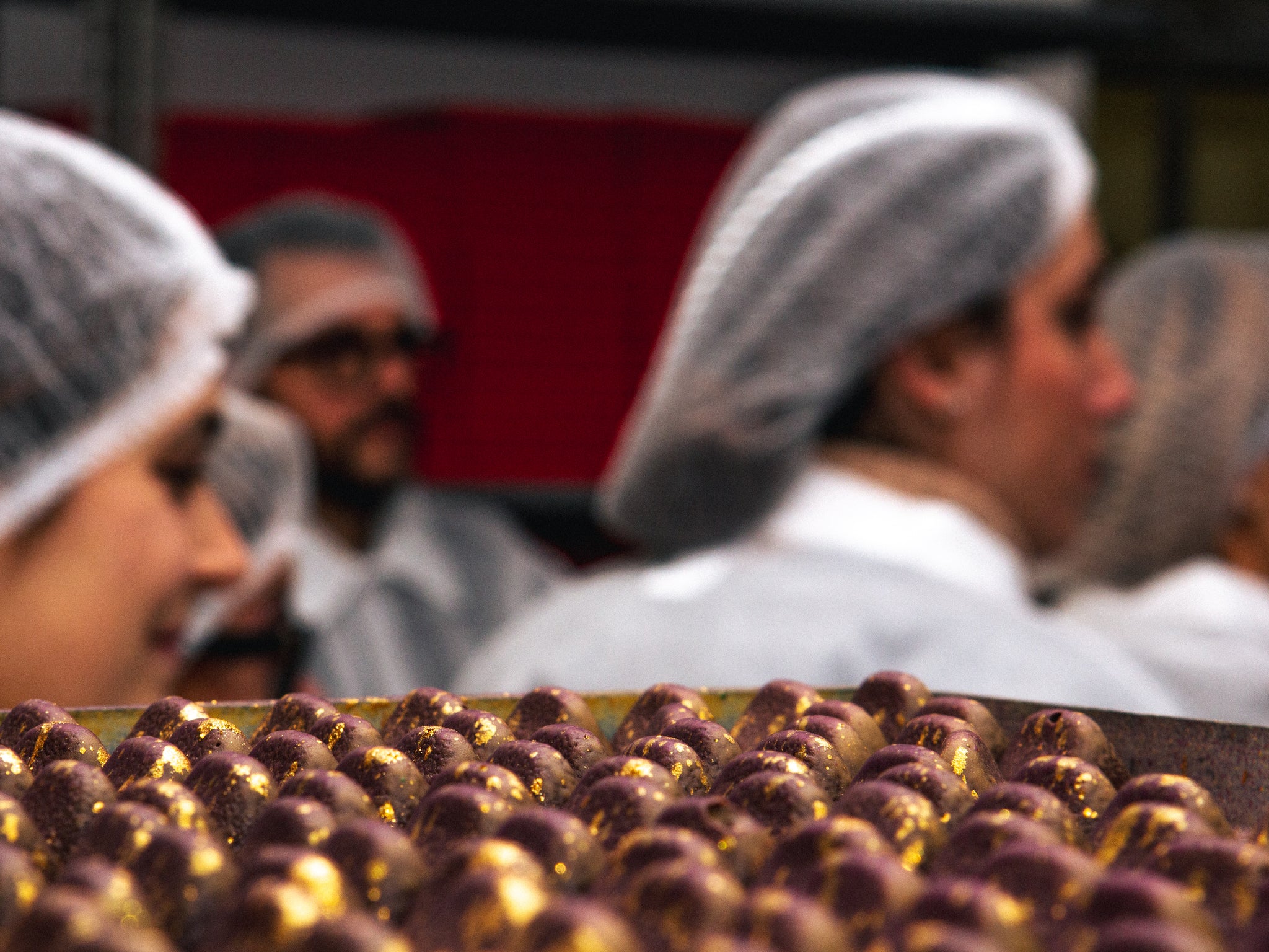 DEGUSTAZIONE NEL LABORATORIO DI CIOCCOLATA